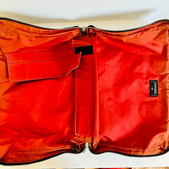 AUTHENTIC CHANEL TRAVEL LINE LIGNE BRIEFCASE WITH POUCH 5934332 MADE IN ITALY - Picture 9 of 16